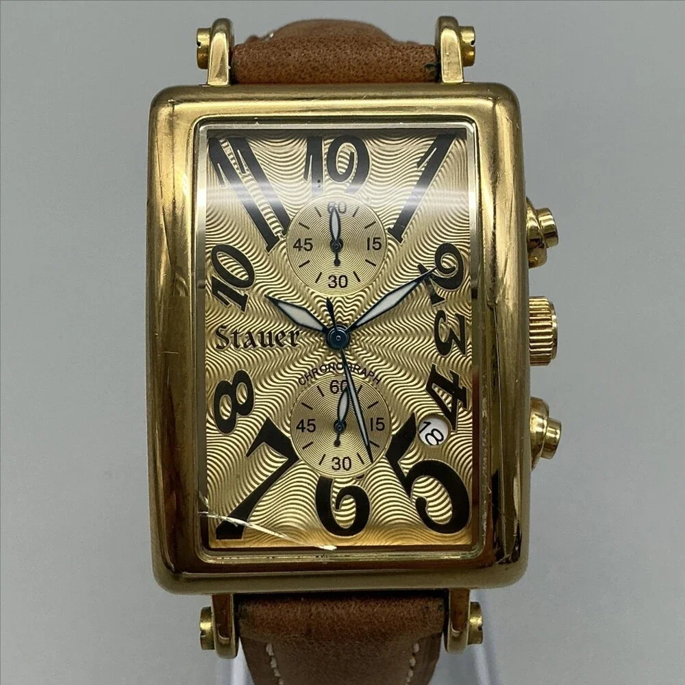 Stauer 20413 Mens Chronograph Watch 31mm Gold Tone CRYSTAL CRACKED New Battery